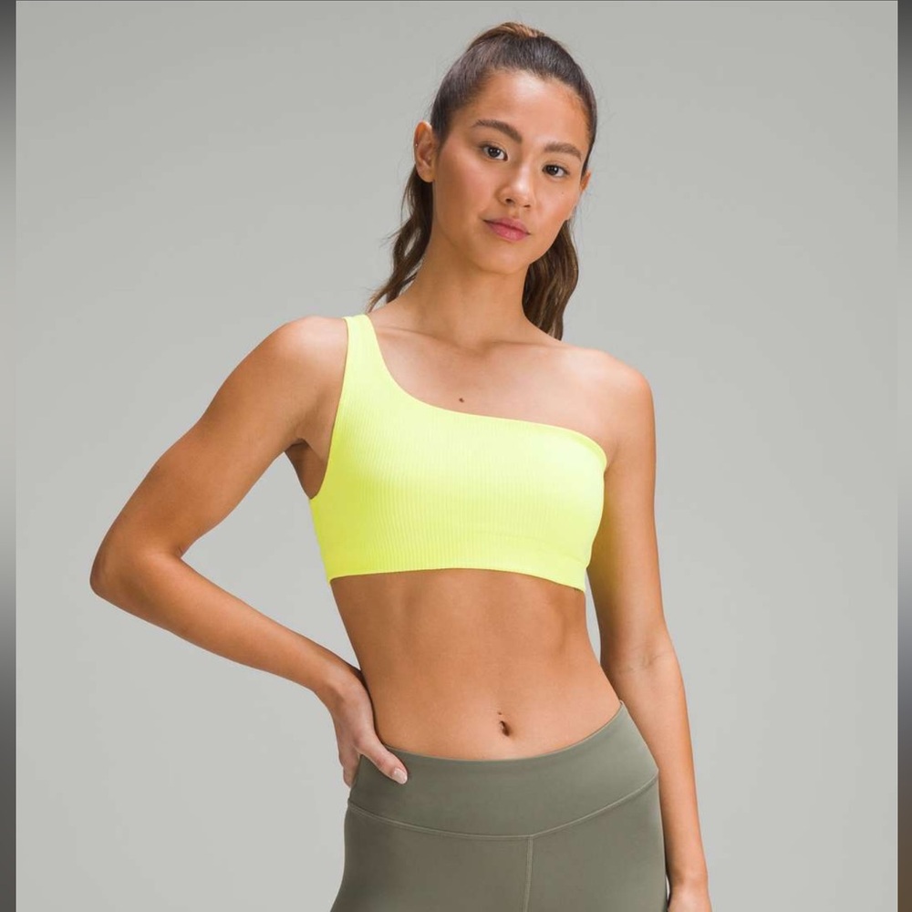 LULULEMON Ribbed Nulu Asymmetrical Yoga One-Strap Active Bra Size 6